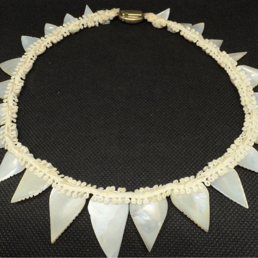 Vintage perlemorshalskæde - mother of Pearl