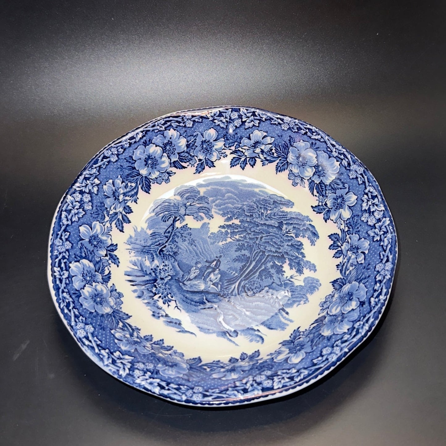 Engelsk fajance dyb tallerken fra Wedgwood – Tunstall, 19,5 cm