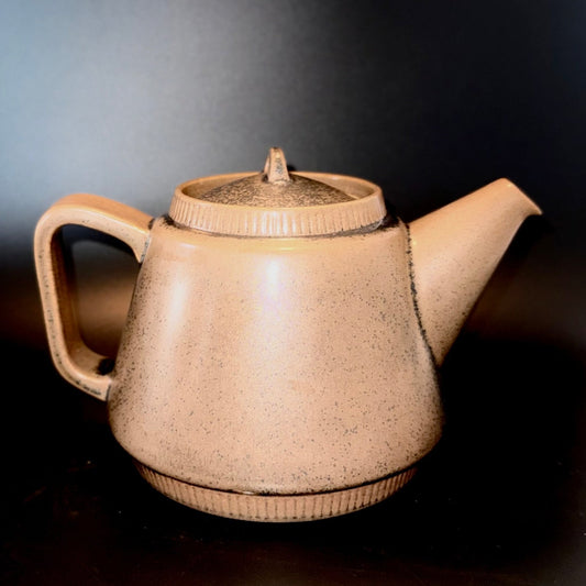 Knabstrup Nøddebo tekande – dansk stentøj 1966–1972,(Johannes Hansen) - Frøken Lilly