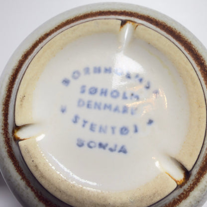 Kaffekop med underkop fra Søholm, Sonjaserien