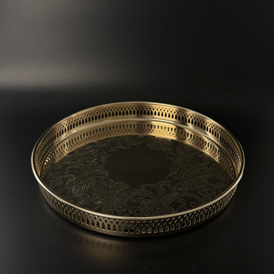 Scandia Gold rund bakke model 9130 i 24 karat guldbelægning med gennembrudt kant