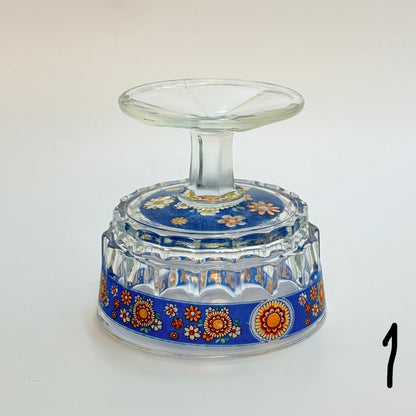 VARIANT 1 - Italiensk champagne/dessertskål på fod i emaljemalet glas – 1960’erne