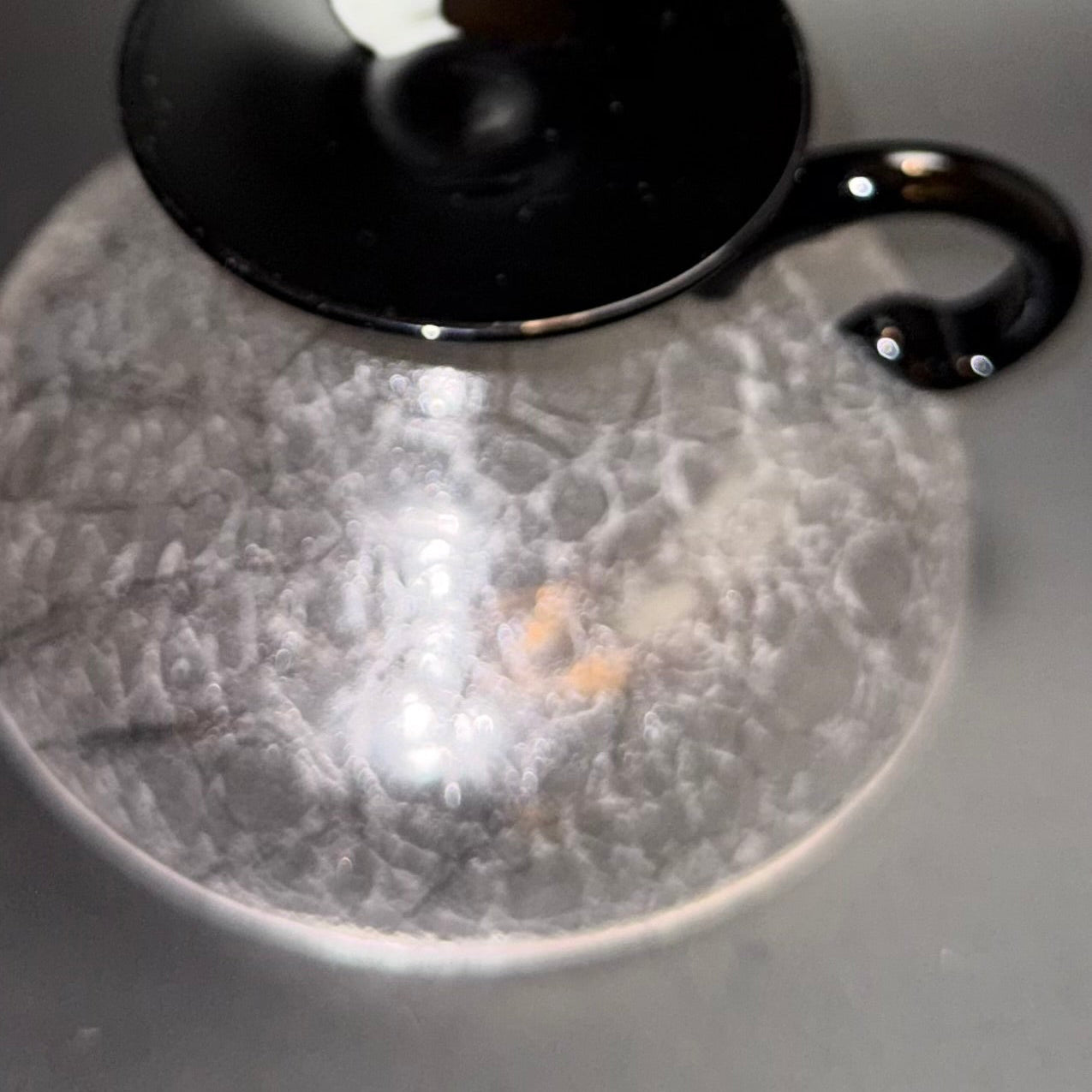 Svensk krakelé coupe-/dessertglas, attribueret til Johansfors eller Åfors glasbruk