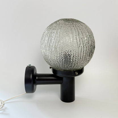 2 vintage udendørs væglamper E S Horn Ice Ball