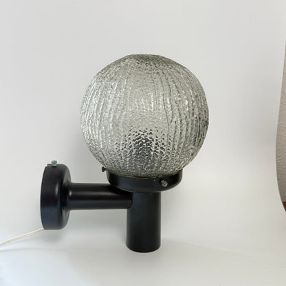 2 vintage udendørs væglamper E S Horn Ice Ball