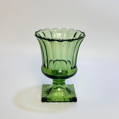Vintage indiana glass glaspokal i avocado-grønt presset glas