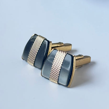 Nu-Lok vintage manchetknapper med perlemorsindlæg og guldfarvet metal