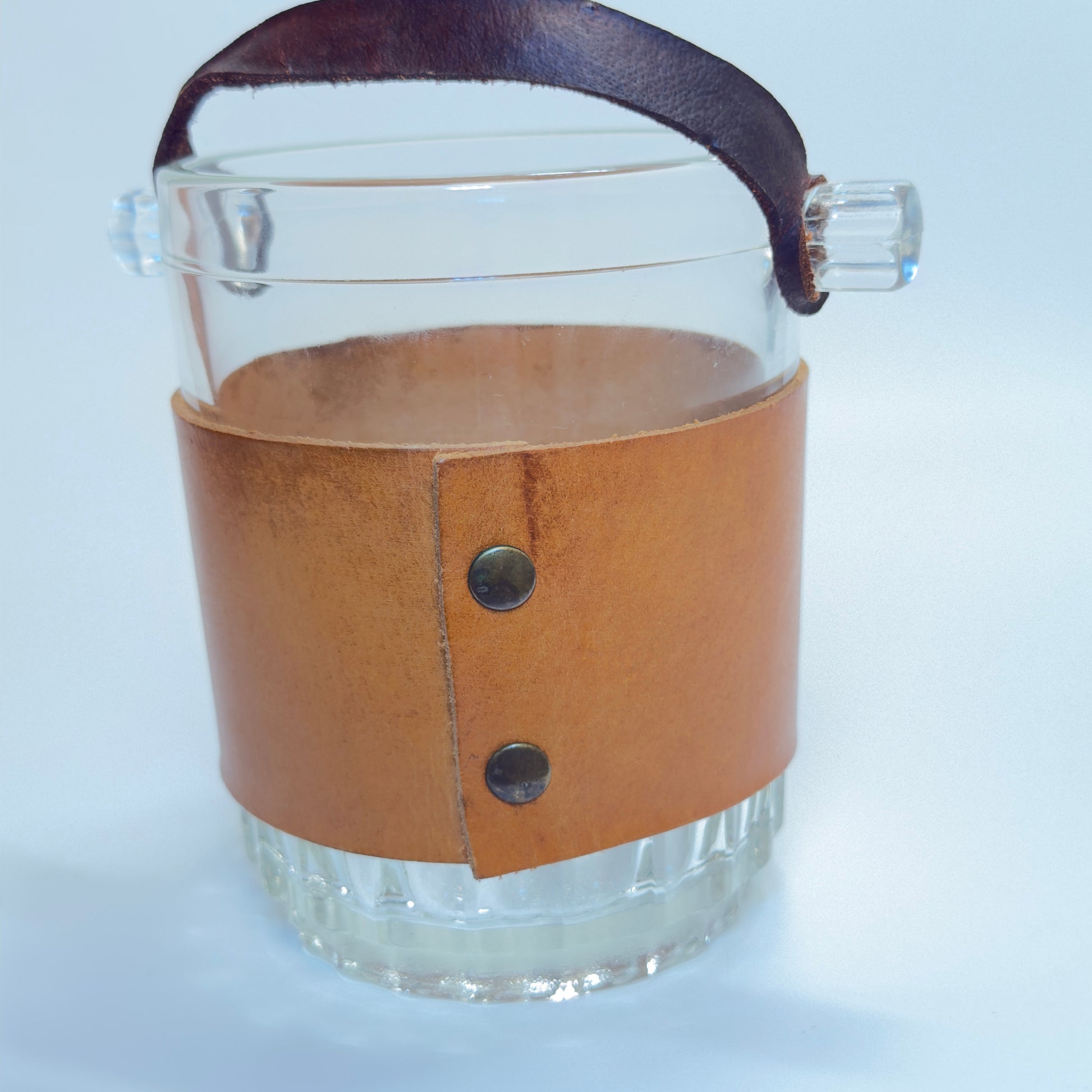 Vintage italiensk isspand i kraftigt presset glas med læder og læderhank