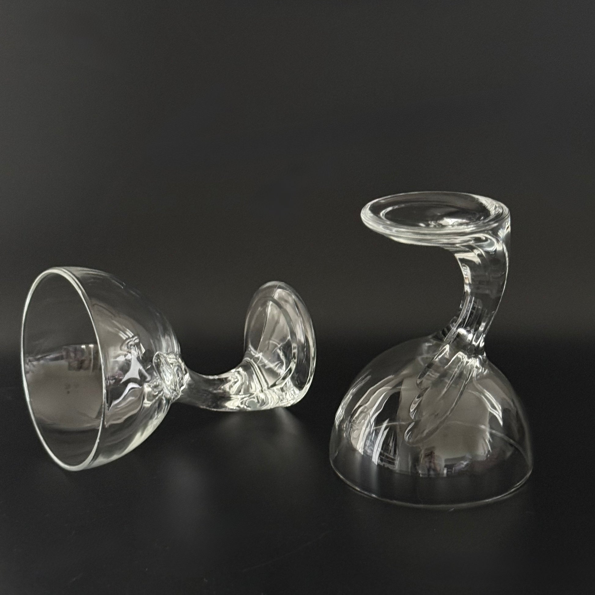 Italienske designglas med snoet stilk – sæt med 2
