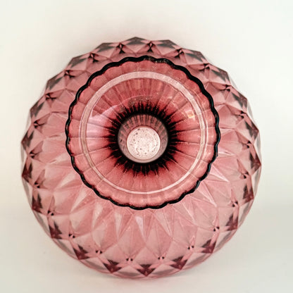 Flot rosa opsatsskål i glas fra 1960-1970’erne