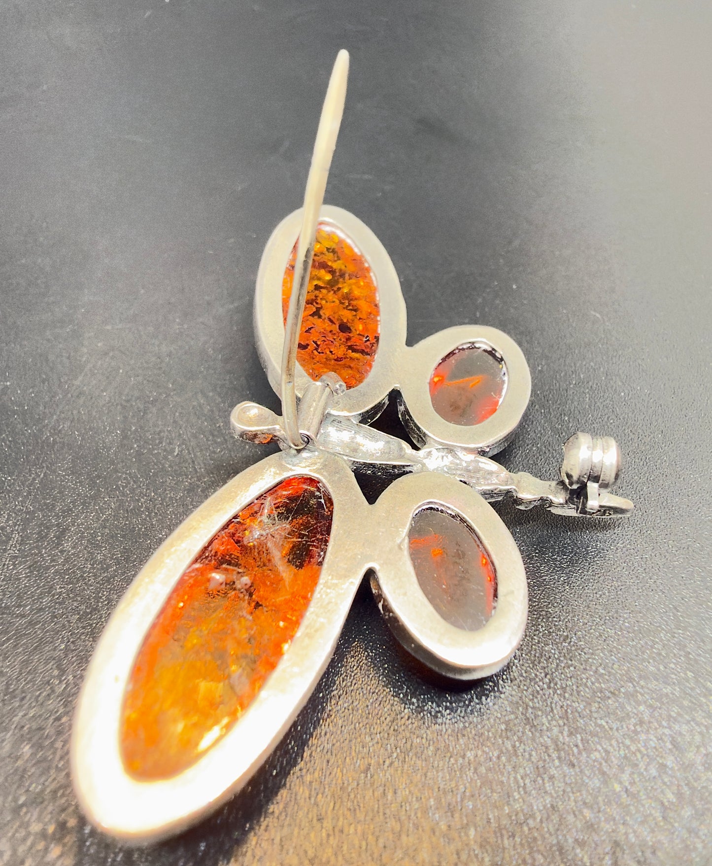 Brosche aus 925er Silber mit baltischem Bernstein – Schmetterling, Vintage