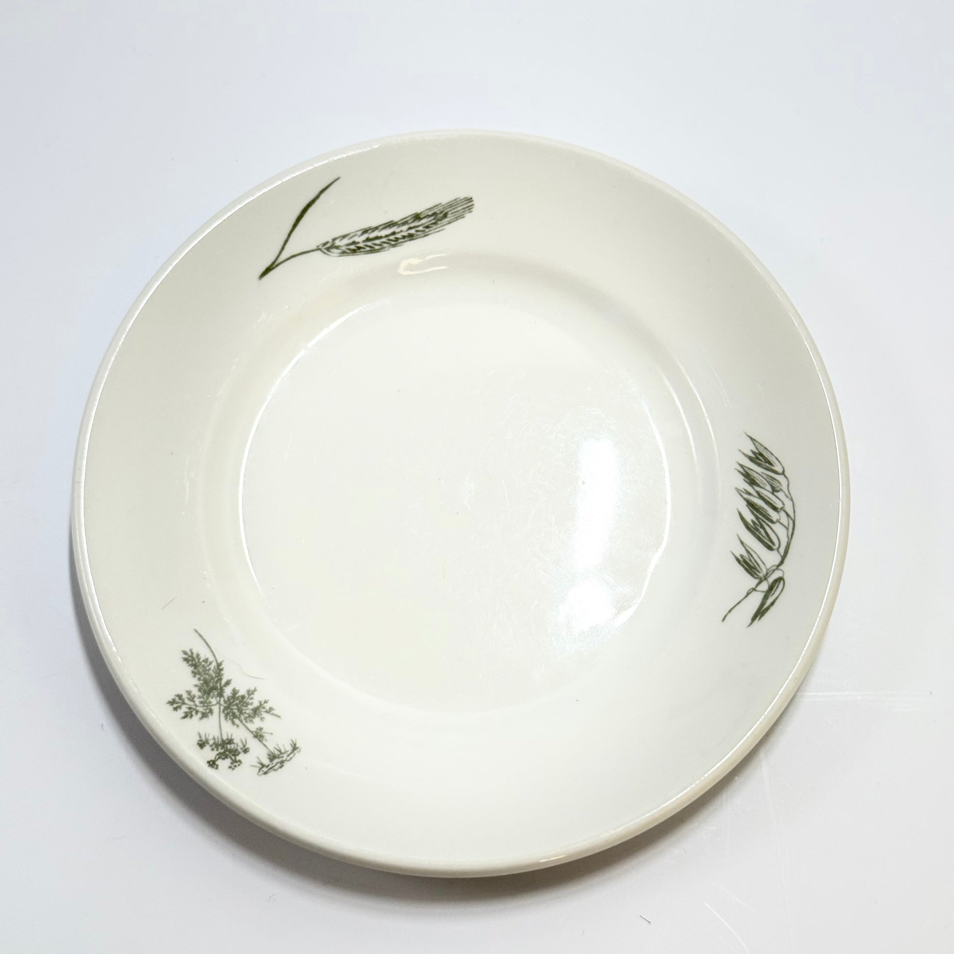 Royal Copenhagens hotelporcelæn “Vilde Planter”