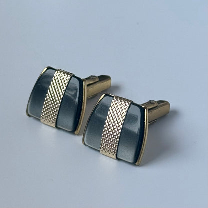Nu-Lok vintage manchetknapper med perlemorsindlæg og guldfarvet metal