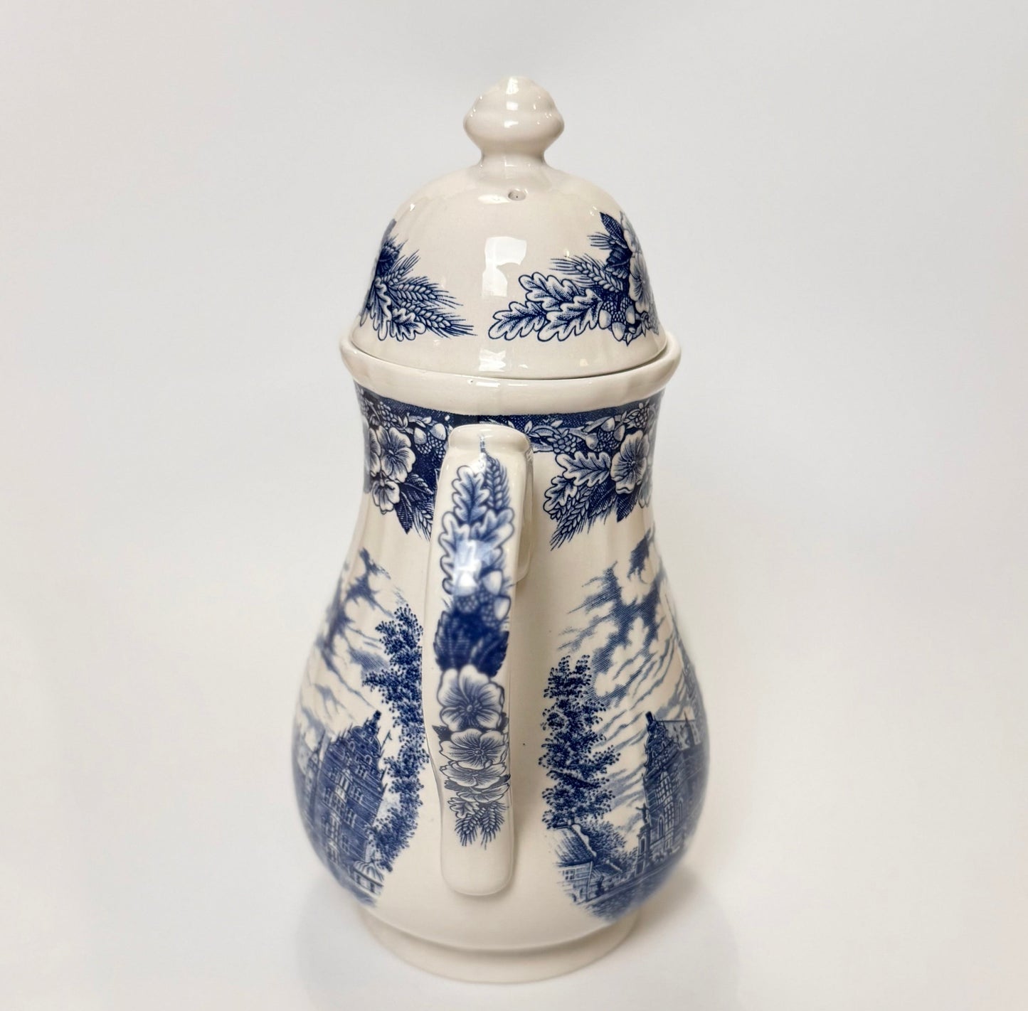 Imerco’s 50 års jubilæums kaffekande i fajance, Frederiksborg Slot, 1978