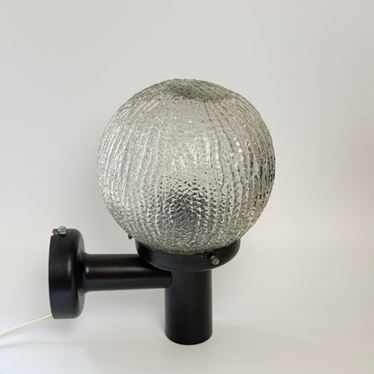 2 vintage udendørs væglamper E S Horn Ice Ball