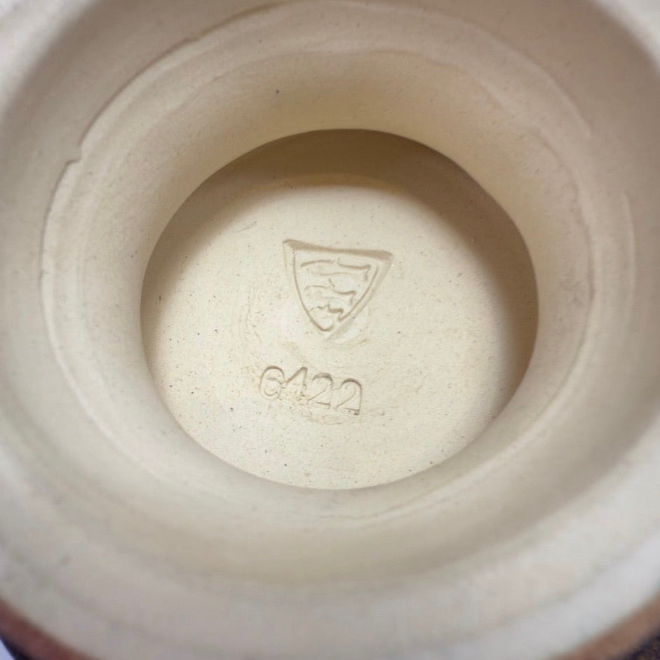 Michael Andersen & Søn reliefskål på opsats i brun glasur