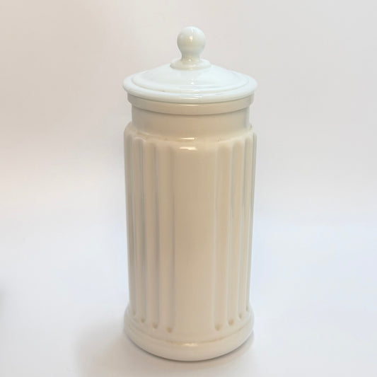 Apotekerkrukke i opalineglas med låg – vintage opbevaringskrukke – Italy præger i bund