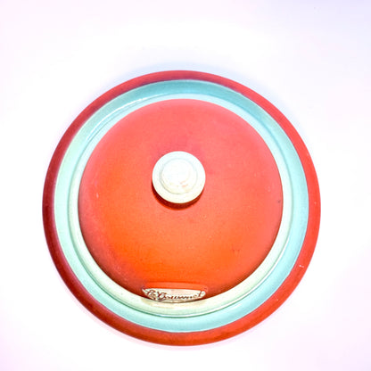 Serveringsfad med klokke i stentøj – Le Gourmet – terracotta og grøn – vintage