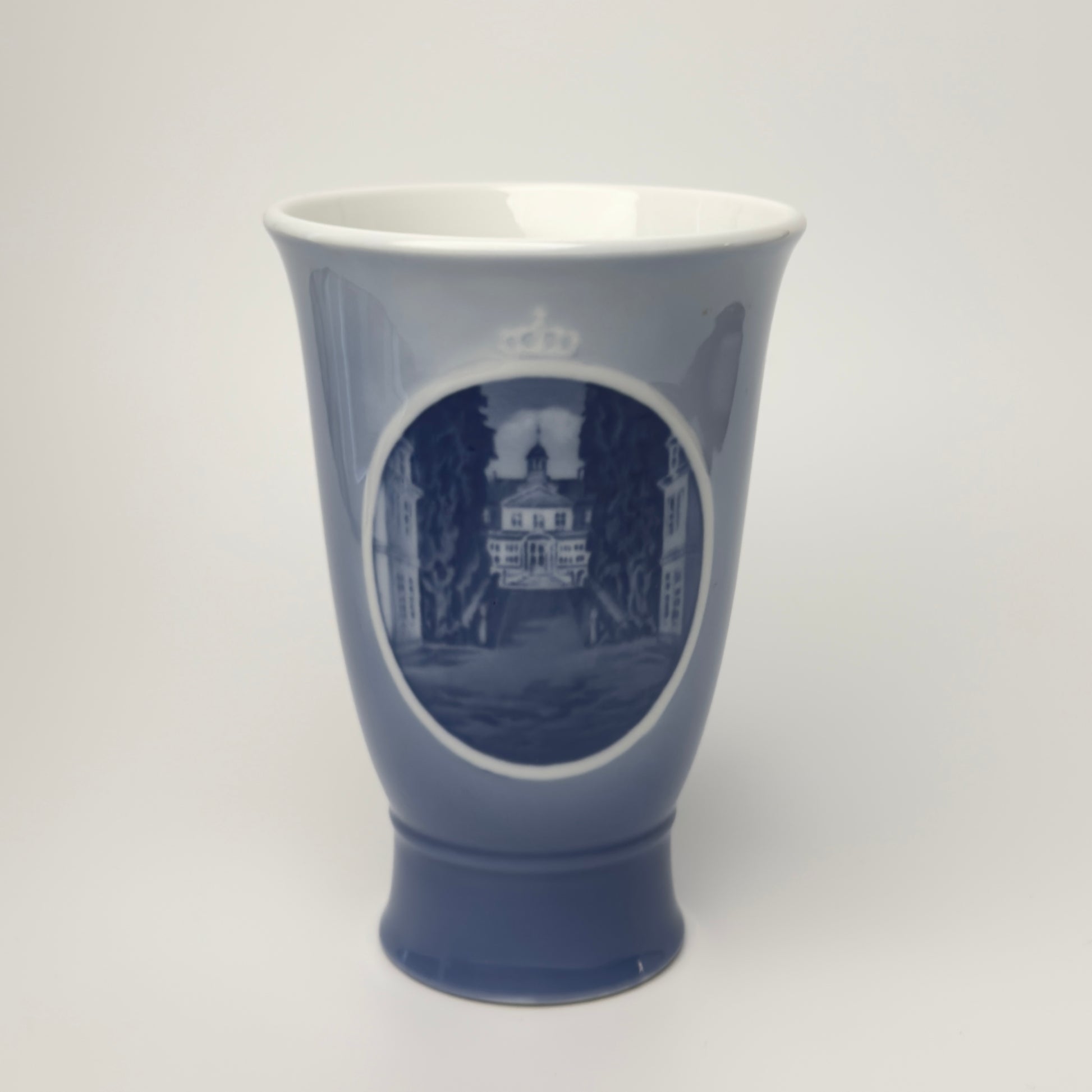 Royal Copenhagen rundskue vase 1937 i 1. sortering