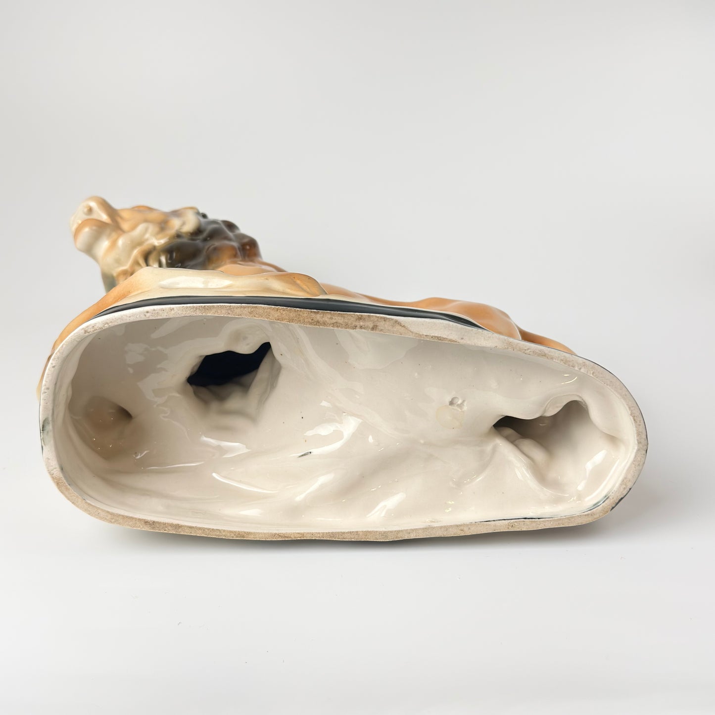 Løve i porcelænsfigur, mrk. nr. 9299, vintage fra 1930-1940'erne