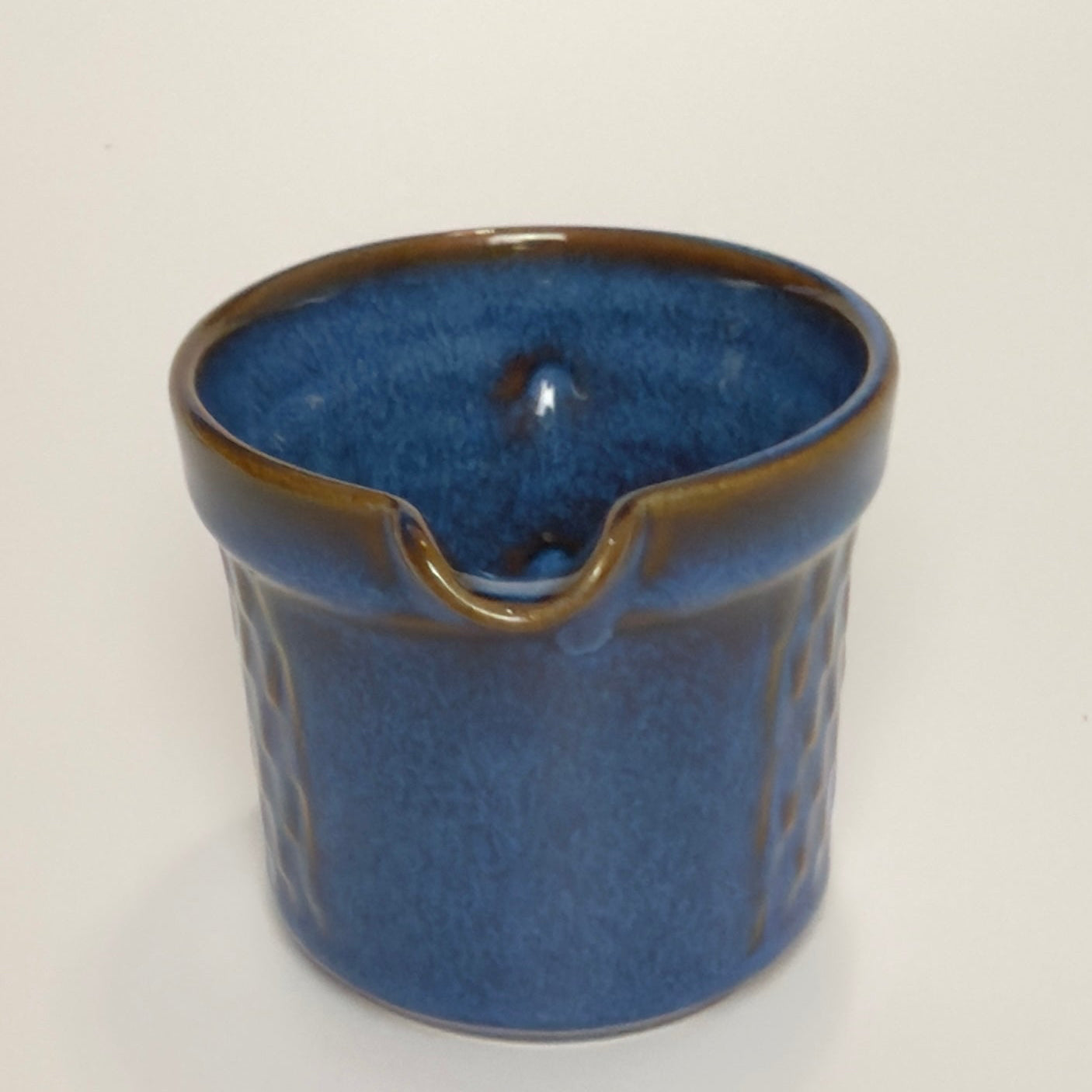 Søholms flødekande i blå granit