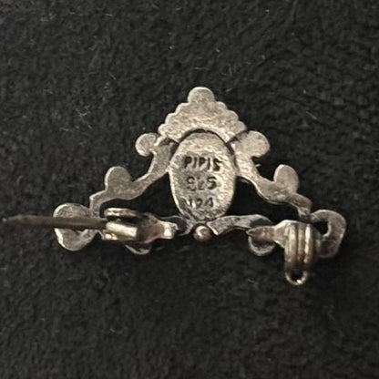 Vintage PIPIS 925 sølvbroche med naturlig koral – Græsk design