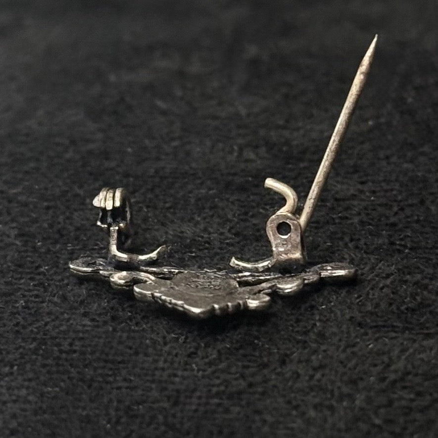 Vintage PIPIS 925 sølvbroche med naturlig koral – Græsk design