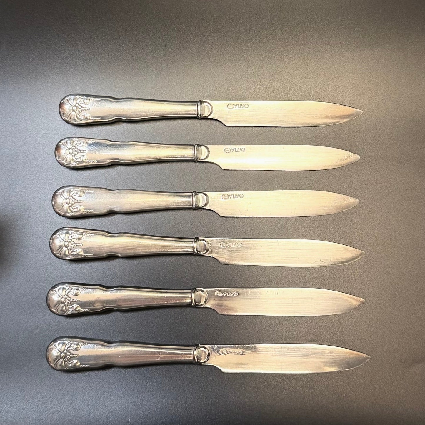 Smukt vintage sæt med frugtknive i sølvplet, D.F.A.