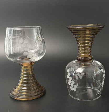 Ravfarvet Rømerglas til rød-hvidvins glas med drueranke