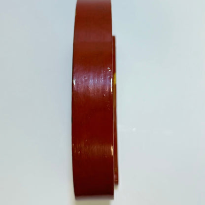 Kinesisk korkudskæring med landskab, pagode og panda udskæring i glasmontre