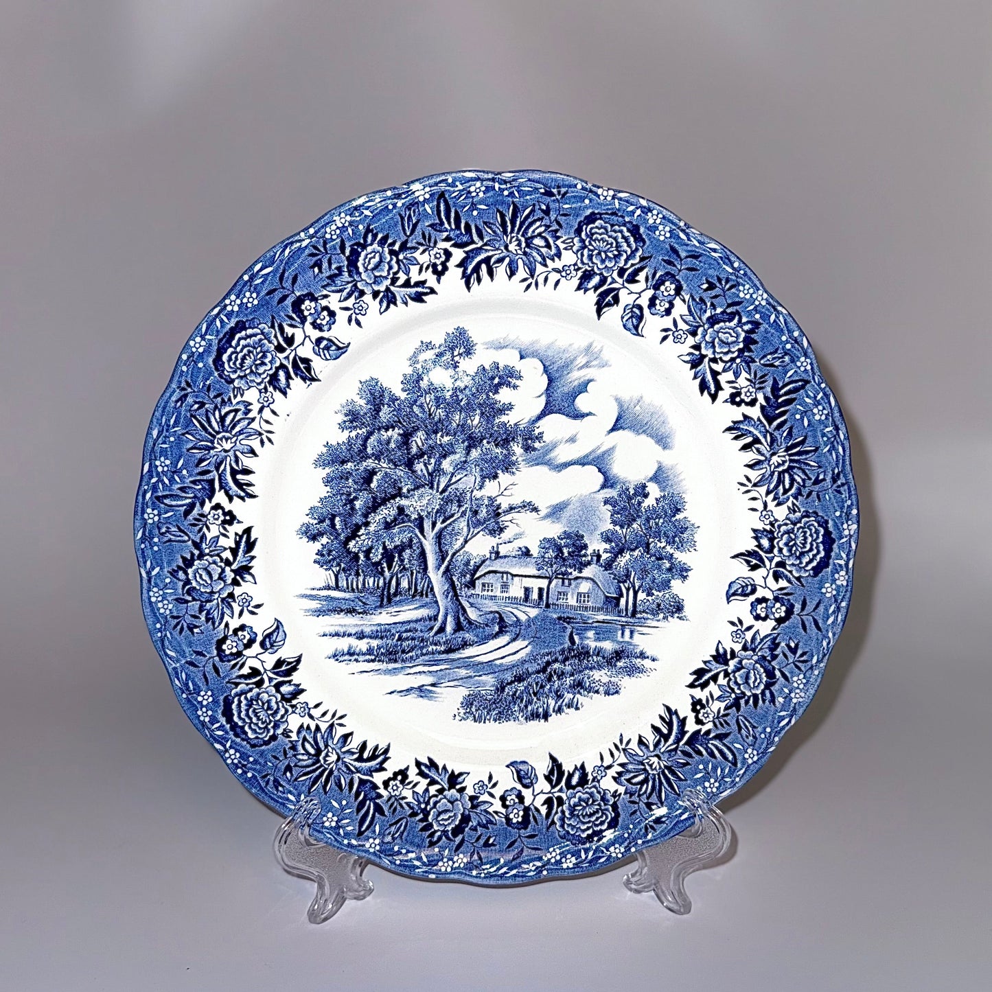 Engelsk fajance tallerken “Country Style” – blå/hvid W.H. Grindley Staffordshire