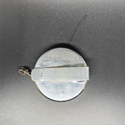 Vintage amerikansk Key-Bak nøglering - med bælteclips, West Coast Chain Mfg. Co., Pasadena