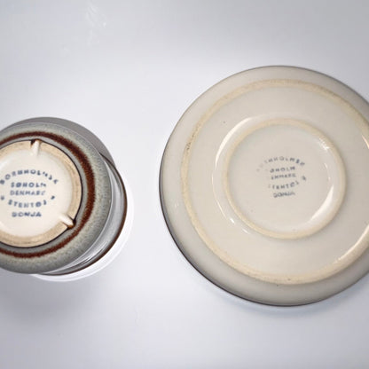 Kaffekop med underkop fra danske Søholm, Sonjaserien