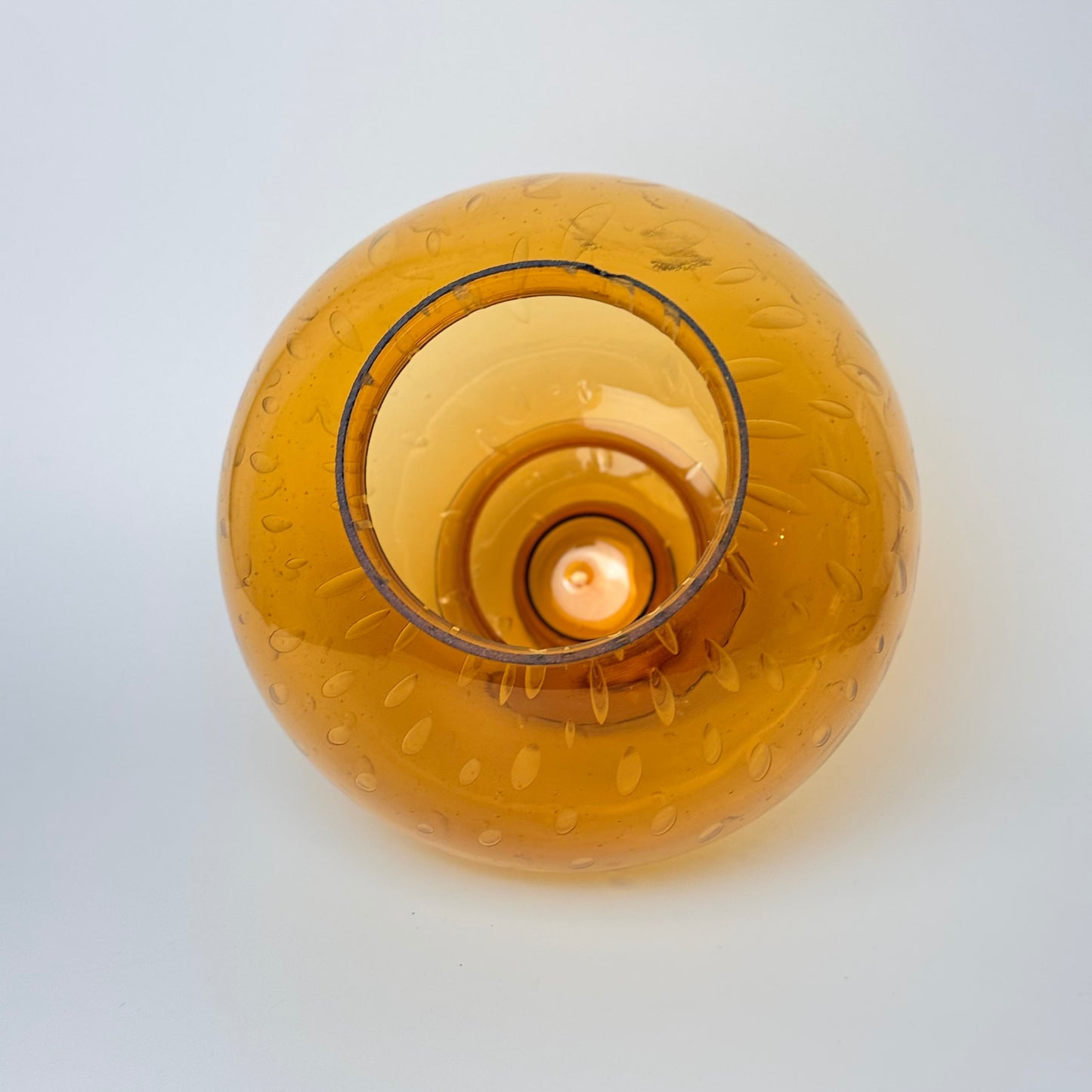 E.S. Horn, original udendørs væglampe med ravfarvet glaskuppel – dansk vintage 1970’er