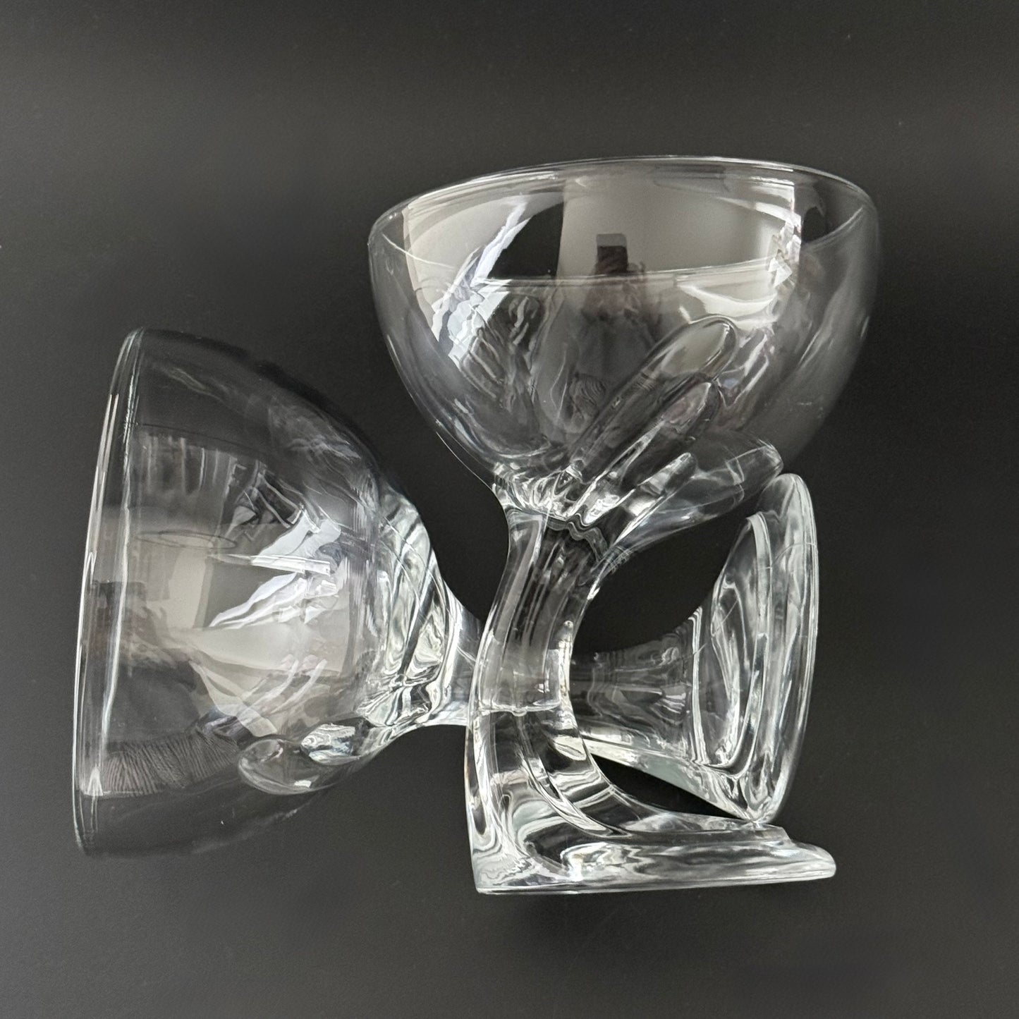Italienske designglas med snoet stilk – sæt med 2