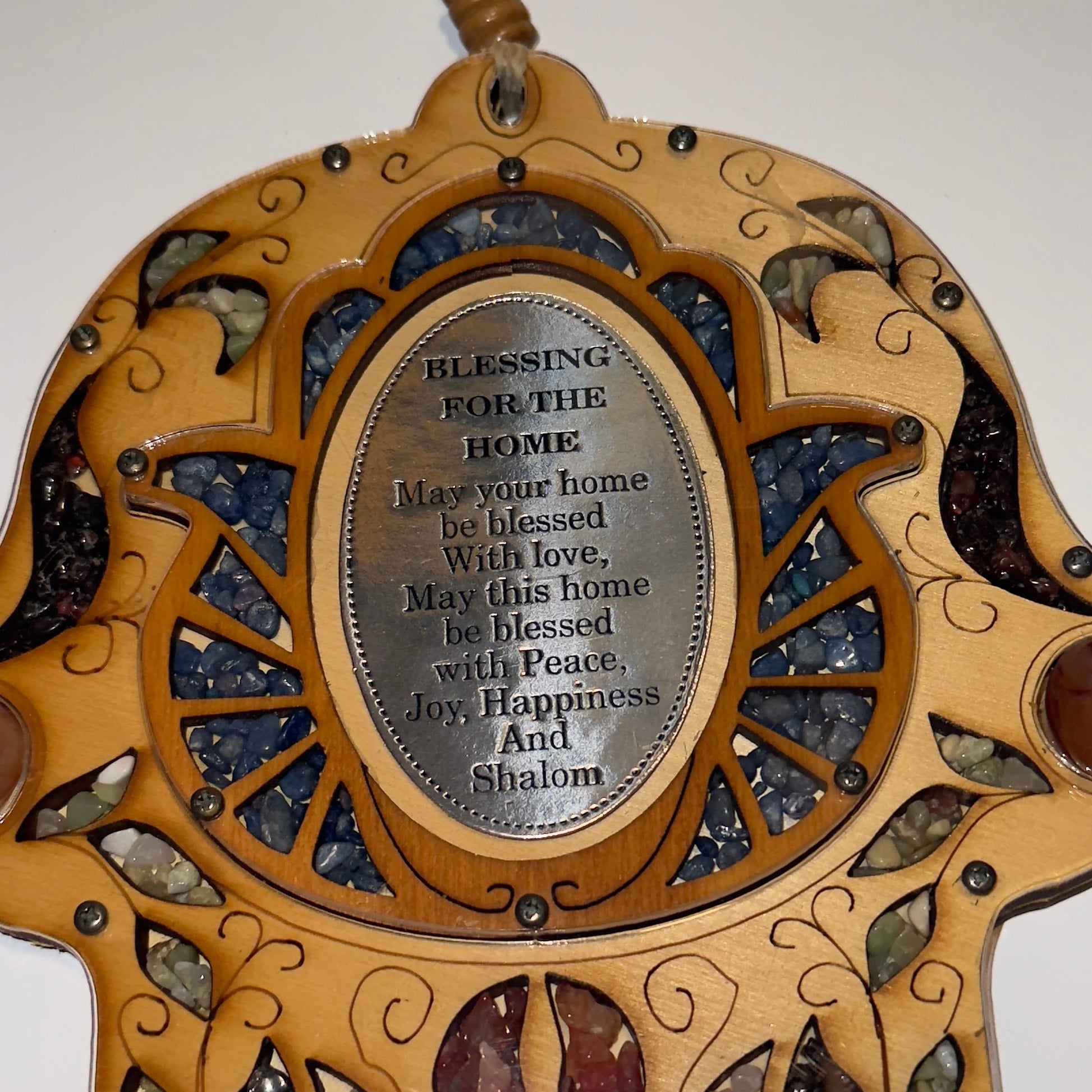 Fatimas hånd – “Blessing for the Home”  i lakeret træ og til ophæng