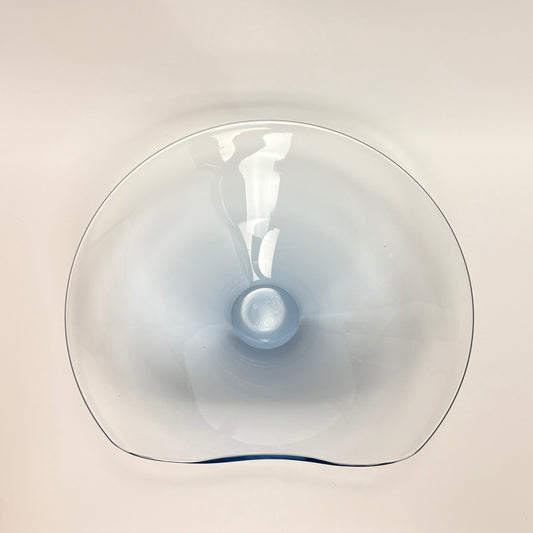 Stor Holmegaard skål i blåtonet glas – design Per Lütken, 1959