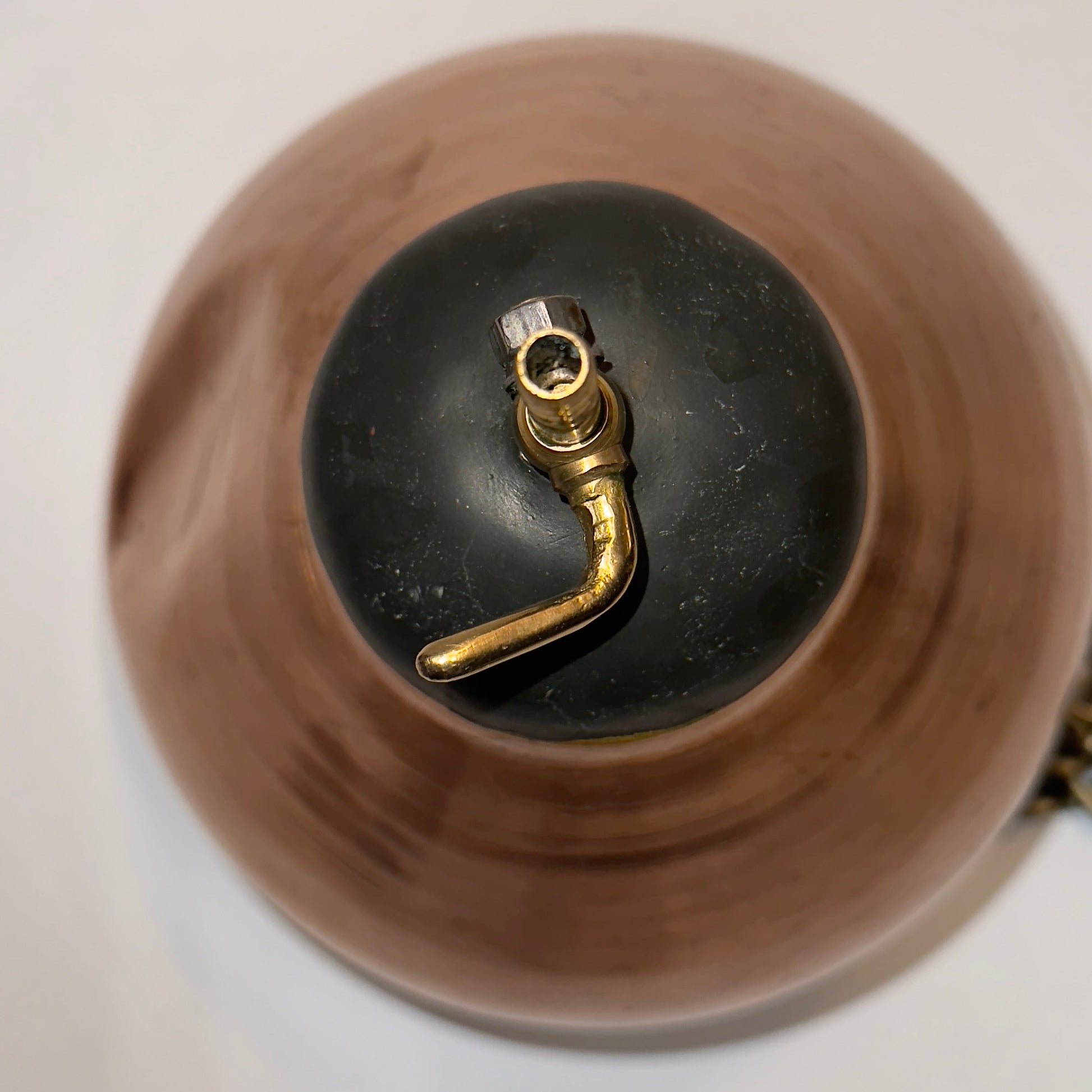 Shirodhara Pot i kobber – ayurvedisk oliebeholder