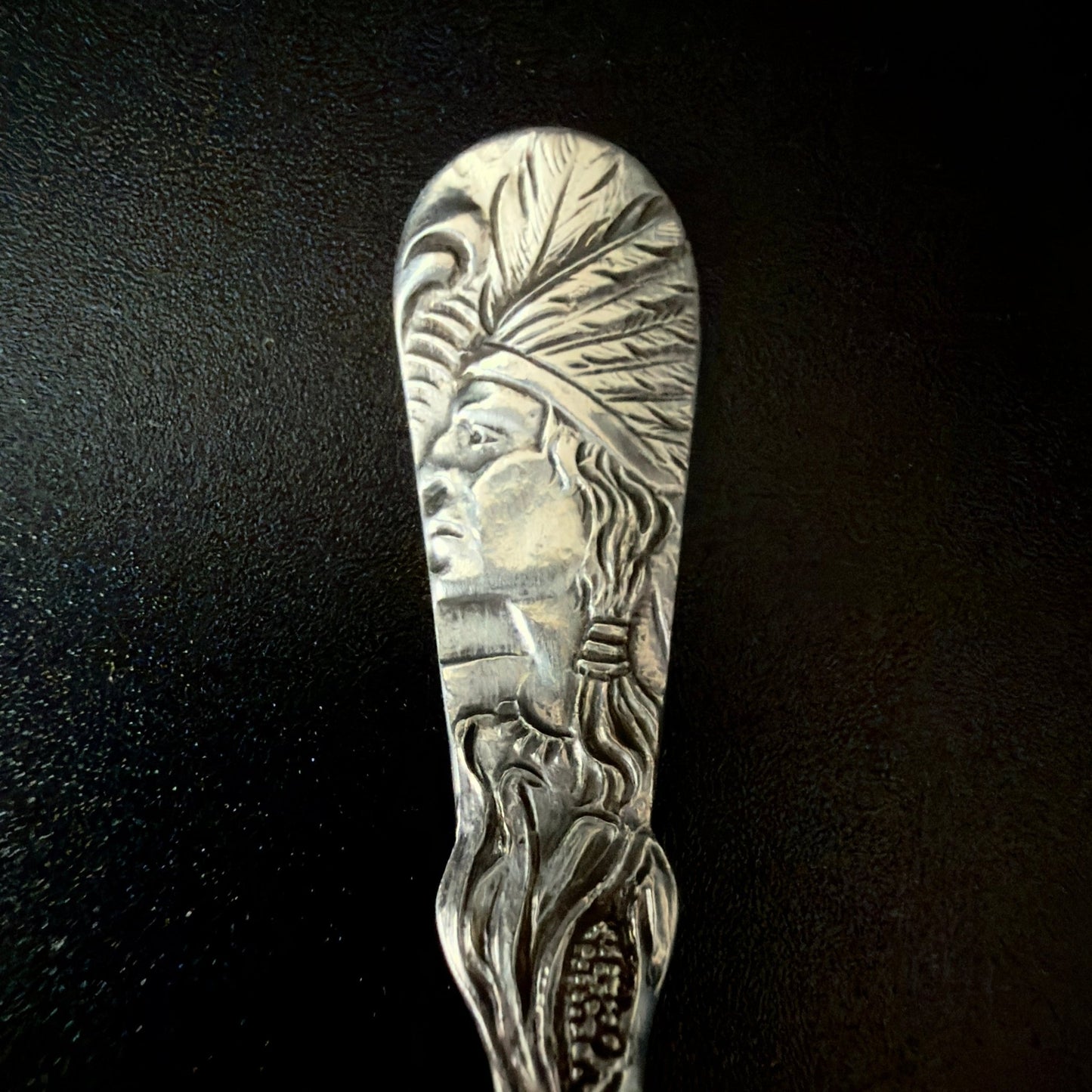Antik souvenir teske i sterlingsølv, motiv Mount Tacoma og Native American, USA ca. 1900 - Frøken Lilly