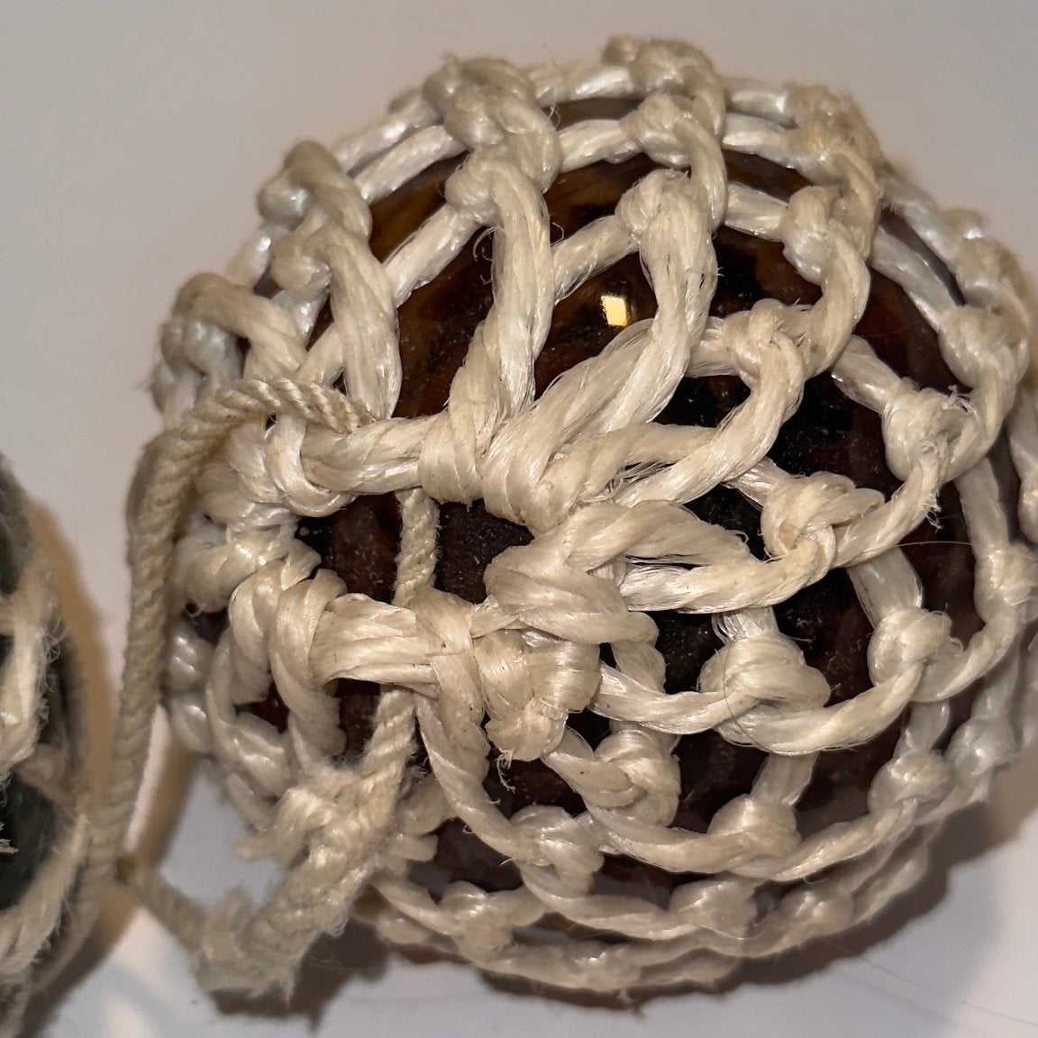 Antikke marine glaskulger fra Nordnorge - Frøken Lilly