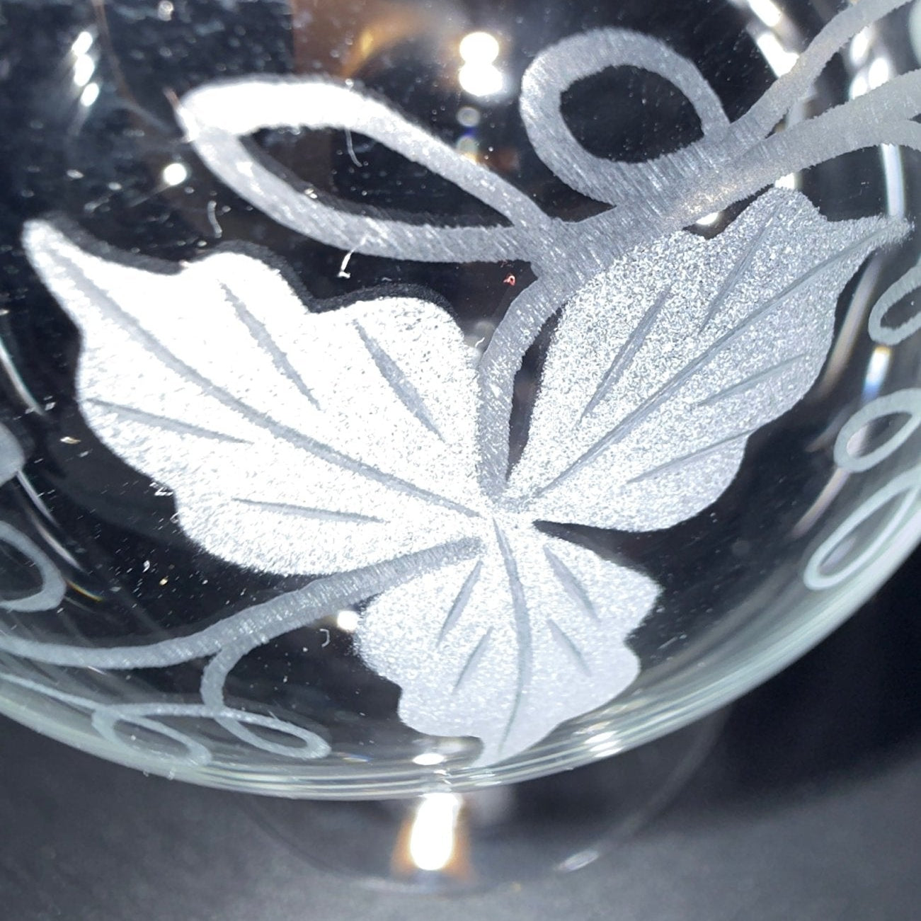 Bacchus cognacglas – ætsede druer og vinblade – vintage - Frøken Lilly