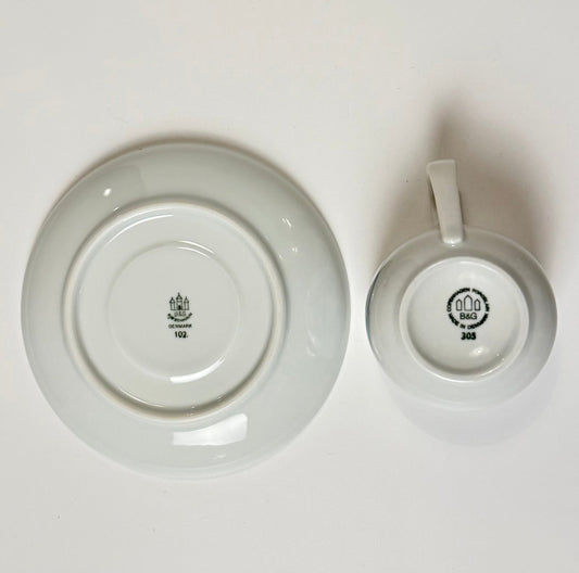 Bing & Grøndahl, serien Blå Koppel, kop med underkop 305 102 - Frøken Lilly