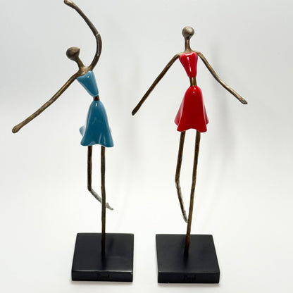 Dansemus – Beal figur i kobber og farvet resin - Frøken Lilly