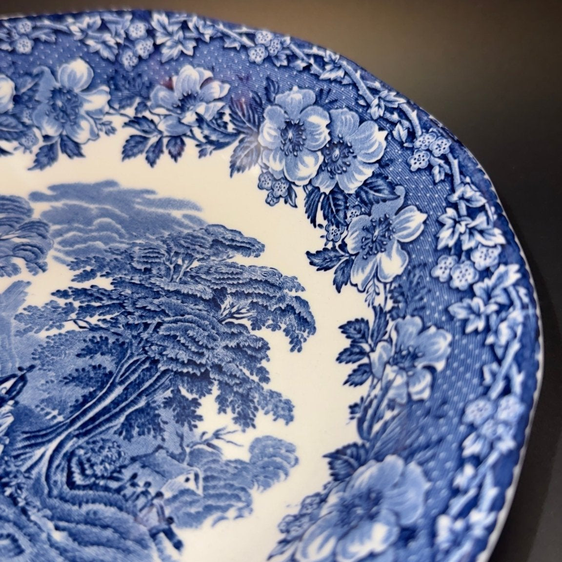 Engelsk fajance dyb tallerken fra Wedgwood – Tunstall, 19,5 cm