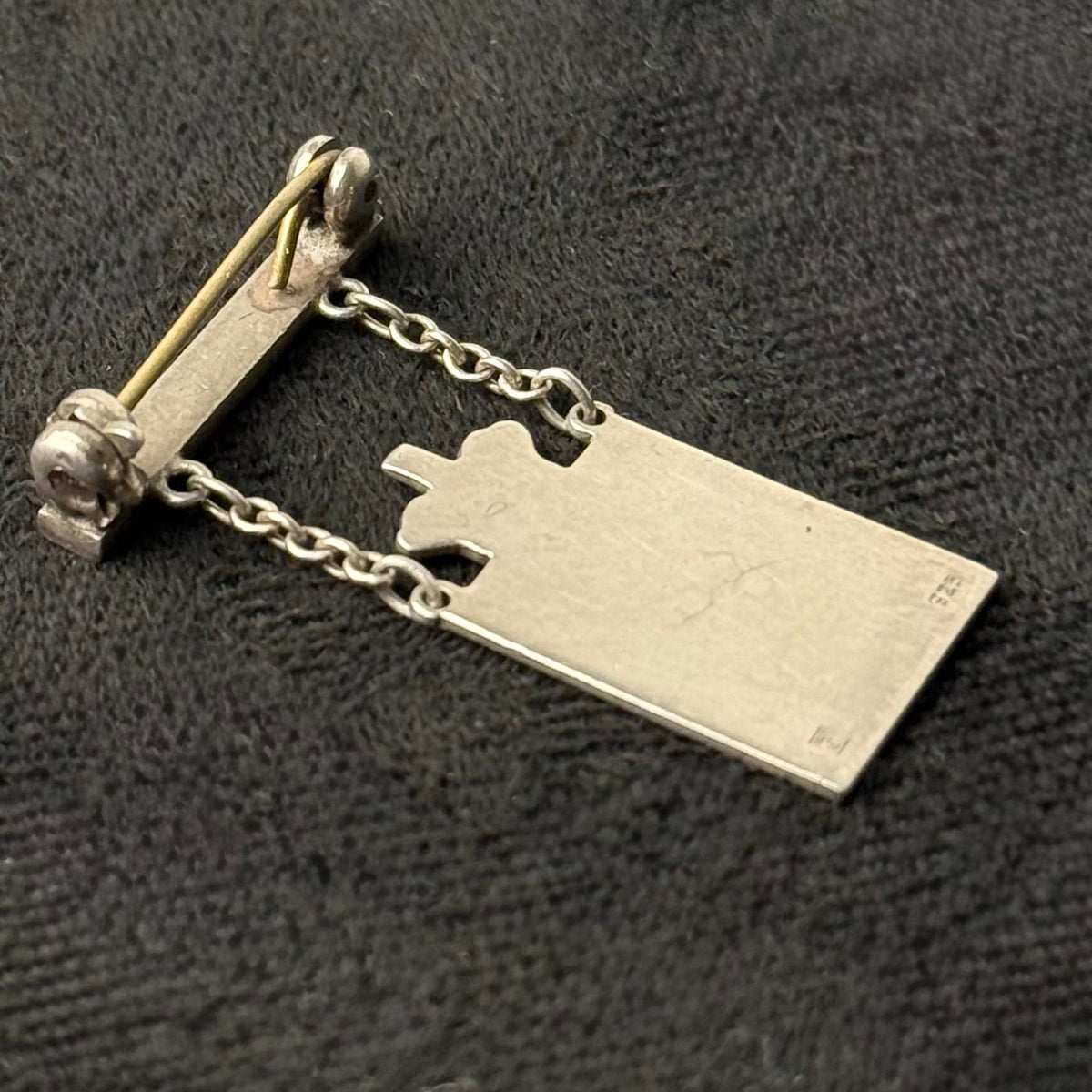 Georg Jensen Kongemærke 1940 damemodel i sort sterlingsølv-broche