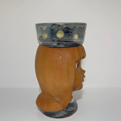 Håndlavet keramikpige – fyrfadsstage - Frøken Lilly