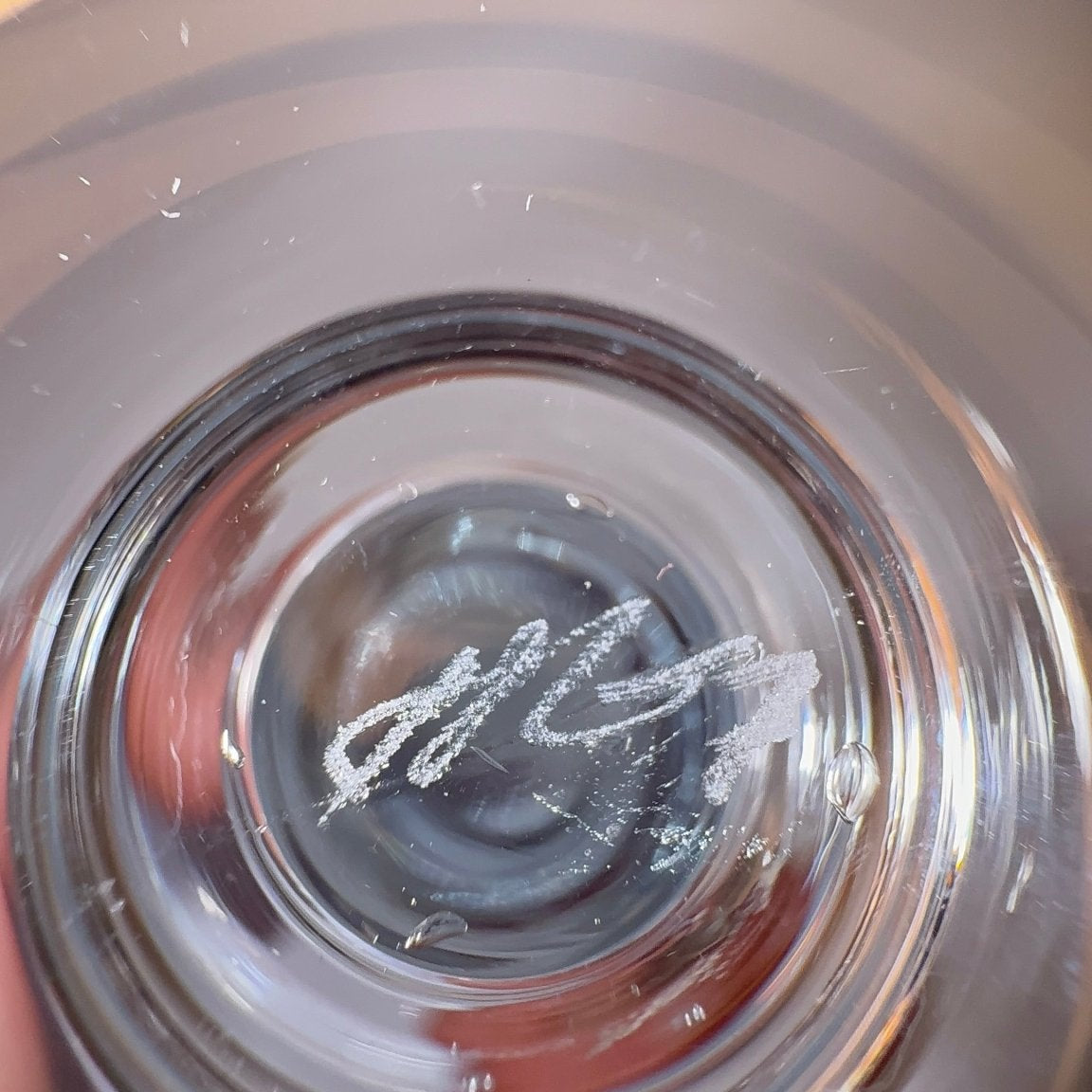 Holmegaard “Snapse Doctor – Et fingerbøl” snapseglas (1974–1977) – signeret HG7, Michael Bang - Frøken Lilly