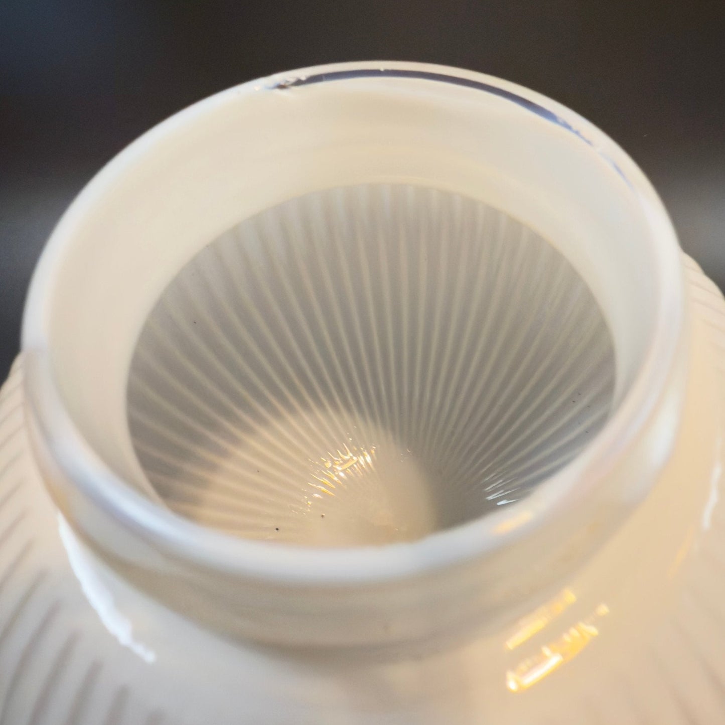 HSC - Opalglas , Vintage, rillede lampeskærm - Frøken Lilly