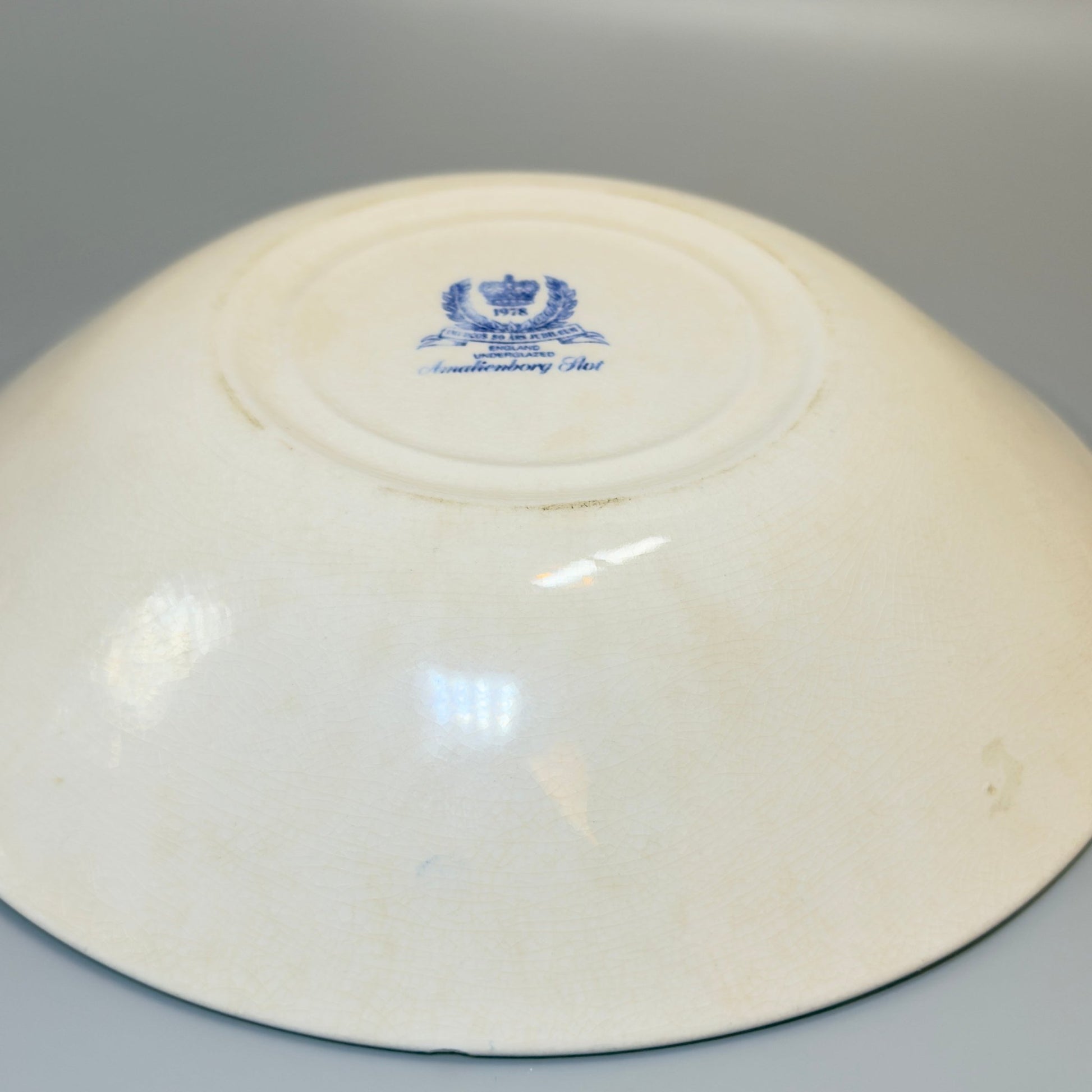 Imerco jubilæumstallerken 20 cm, dyb – Amalienborg Slot fra 1978 - Frøken Lilly