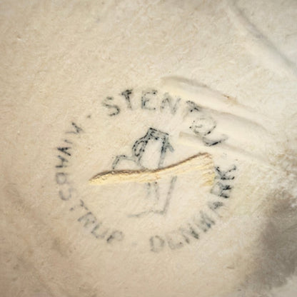 Knabstrup Nøddebo tekande – dansk stentøj 1966–1972,(Johannes Hansen) - Frøken Lilly